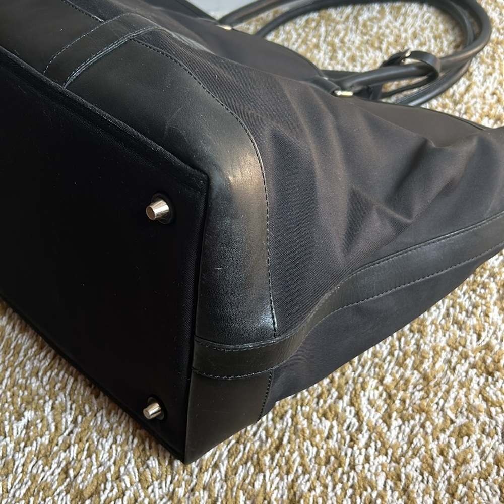 Coach - Picture 8 of 14